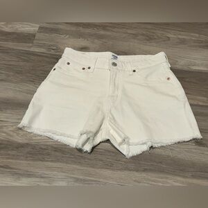 DENIZEN FROM LEVIS HIGH-RISE SHORTS